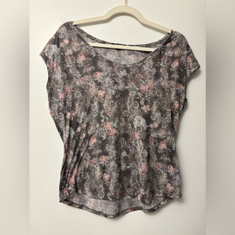 90’s floral top